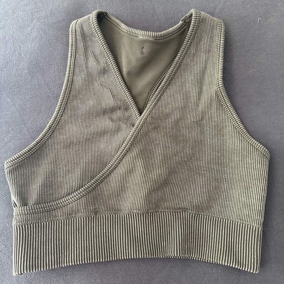 Fabletics Seamless Rib Bra - Picture 5 of 7